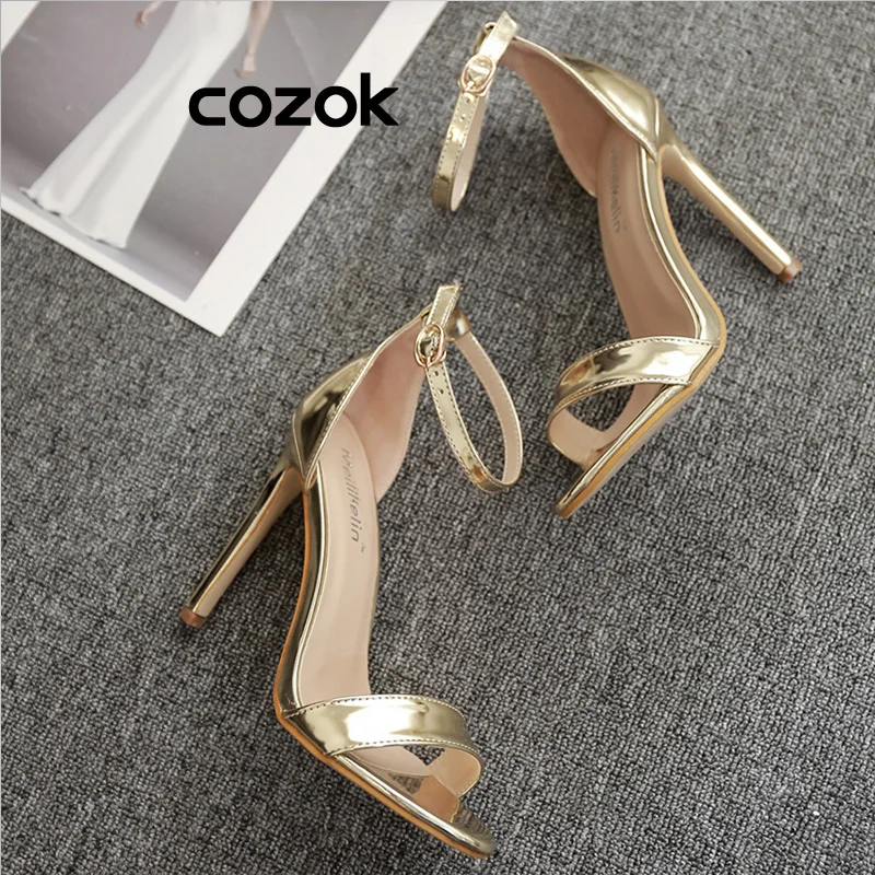 Женские босоножки из лакированной кожи на высоком каблуке | Обувь