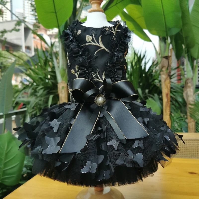 

2021 Cute Pet Dog Clothes Handmade Embroidered Flower Butterfly Print Black Lace Dress For Small Medium Dog Outfit Dog Coats