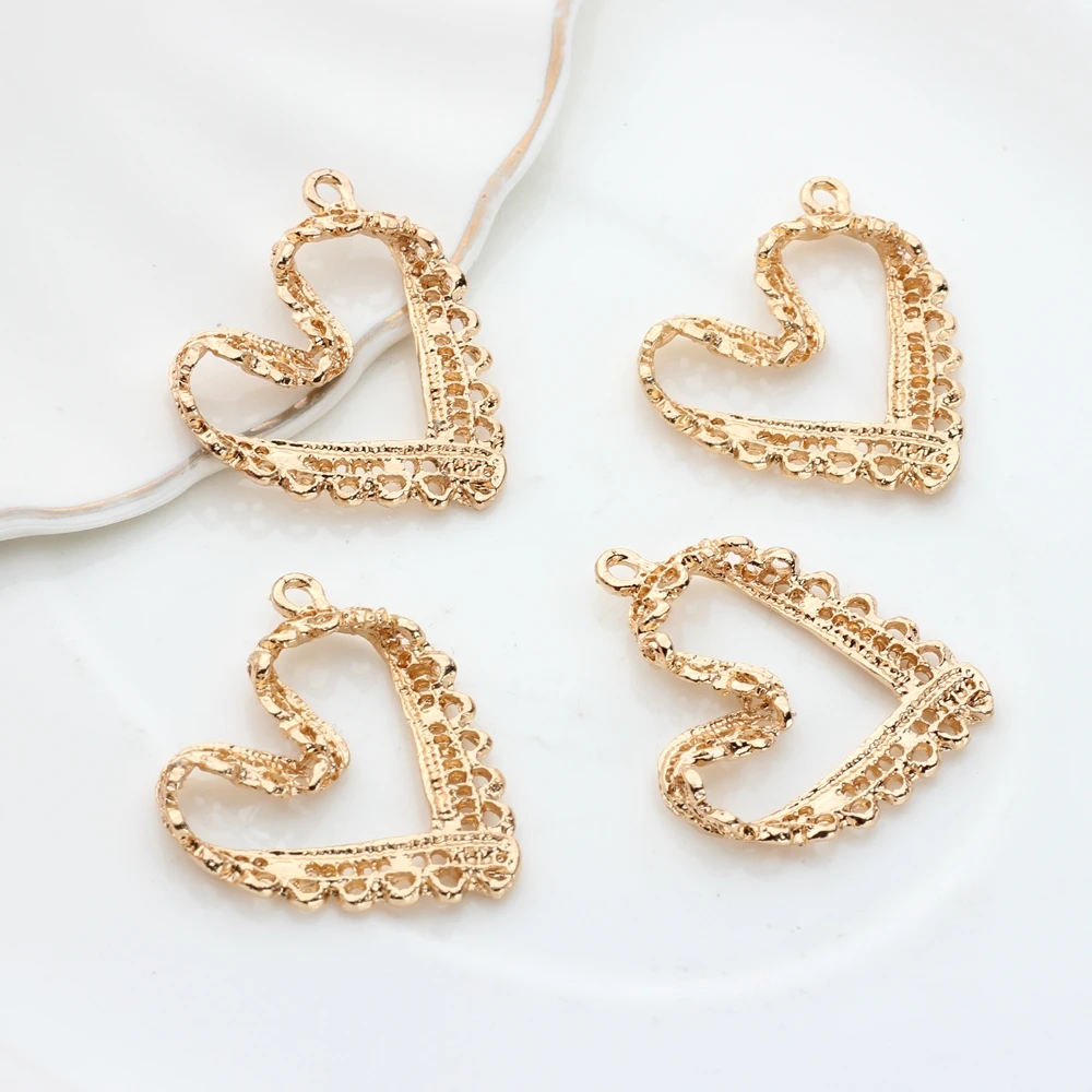 

30mm 4pcs/lot Zinc Alloy Rose Hollow Love Sweet Lace Heart Charms Pendant For DIY Jewelry Making Finding Accessories