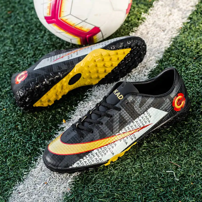 New Fashion Professional Men Boys Soccer Shoes Outdoor Black Kids Cleats Training Sport Sneakers Child Turf Football Shoes Men