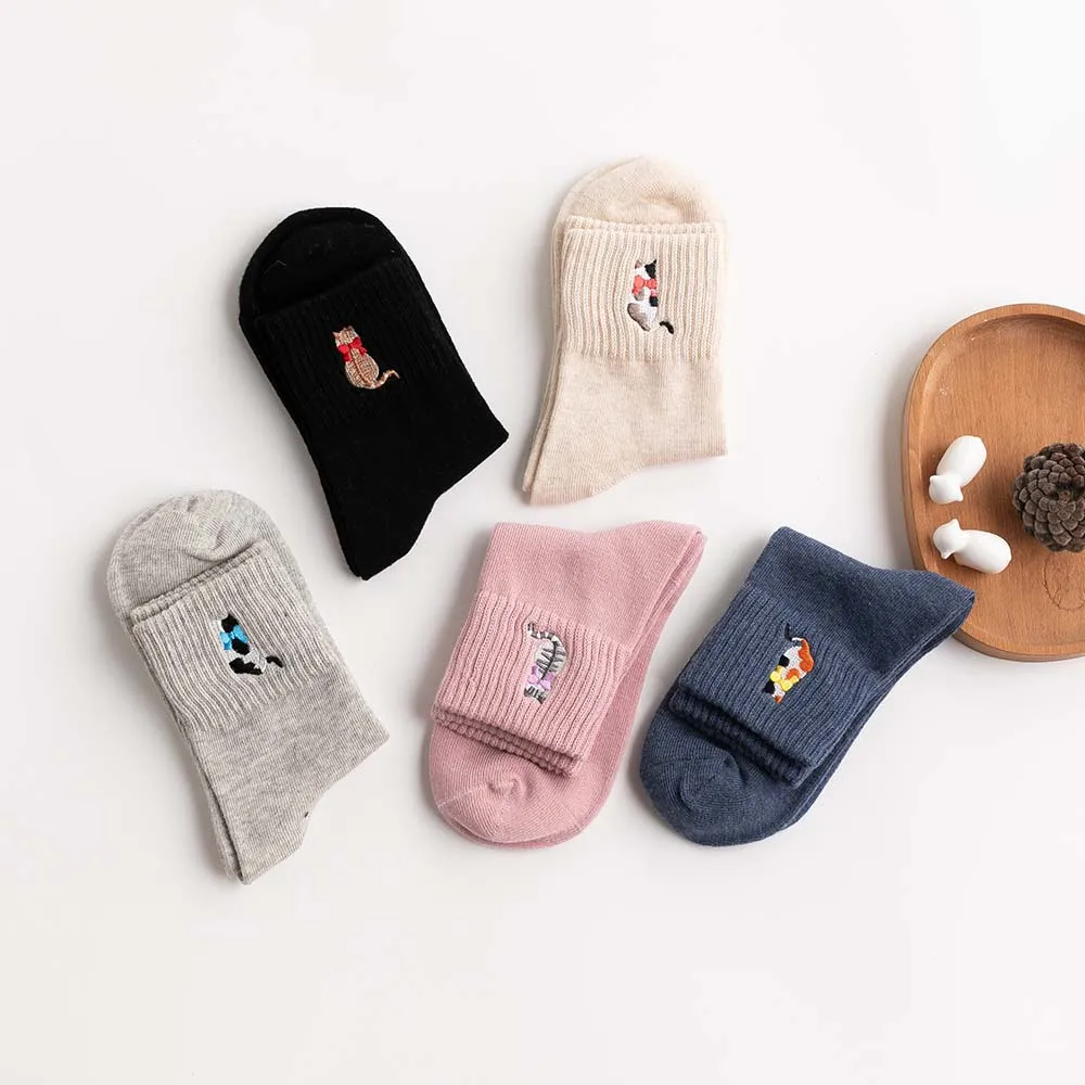 Women's Fashion Cute Embroidered Kitten Pure Cotton Casual Shallow Mouth Socks 5 Pair