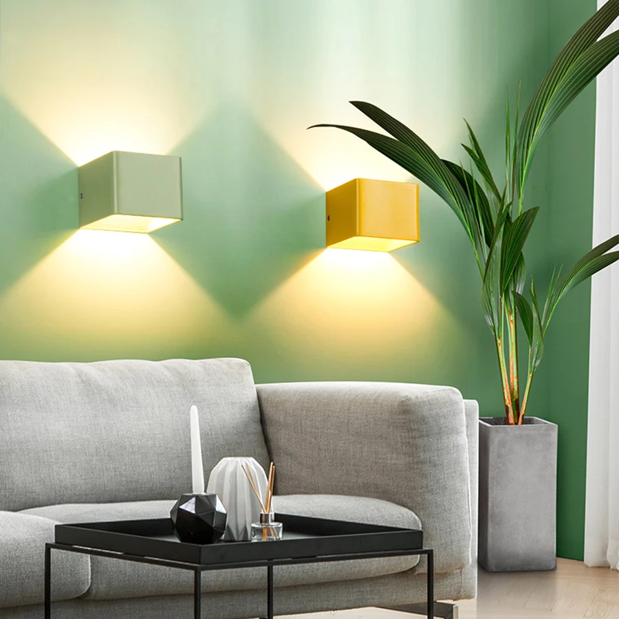 

Современный модный настенный светильник на фоне, светодиодный светильник для коридора, лестницы, гостиной, прикроватный настенный светиль...