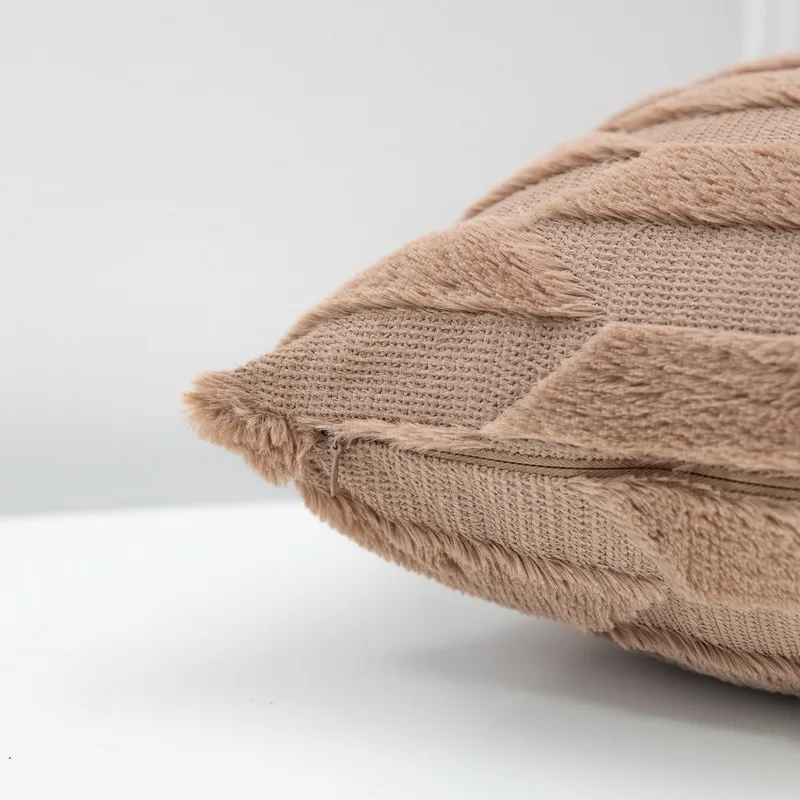 

Modern simple style solid color pillow cases Plaid Christmas Plush Cushion Cover