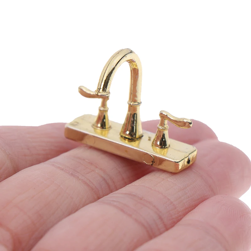 

2pcs Doll house Miniature Faucet simulation model toys 1:12 Miniature Metal Water Tap Faucet Doll house Bathroom Accessories
