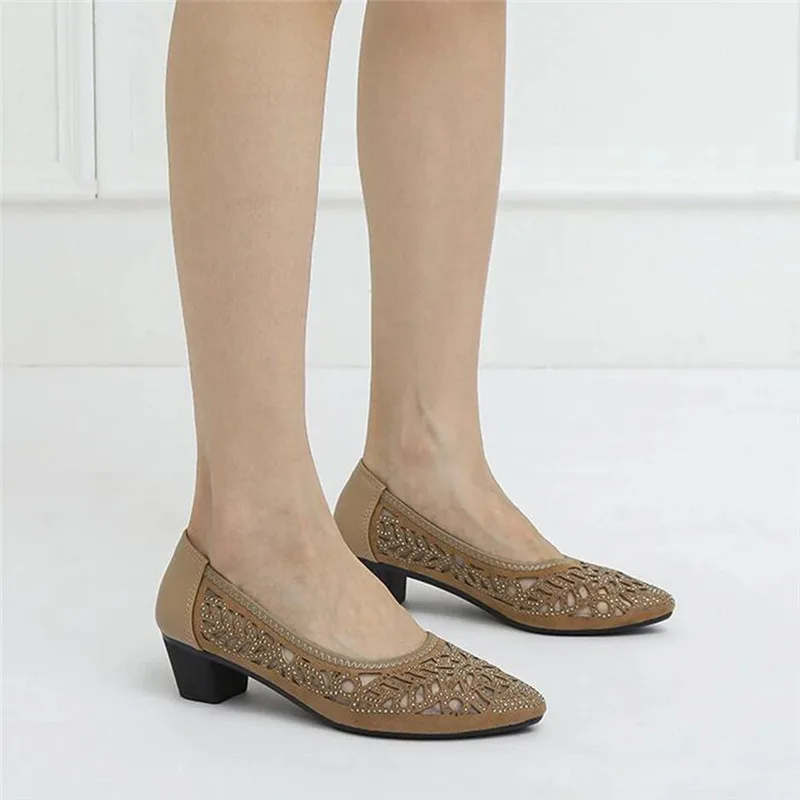 

YAERNI Mesh sandals hollow single shoes 2021 summer new medium thick heel comfortable women's shoes pressure drill fashion shoes