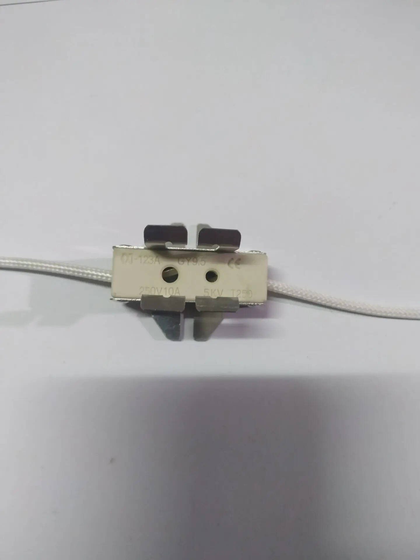 

Держатель для лампы GY9.5