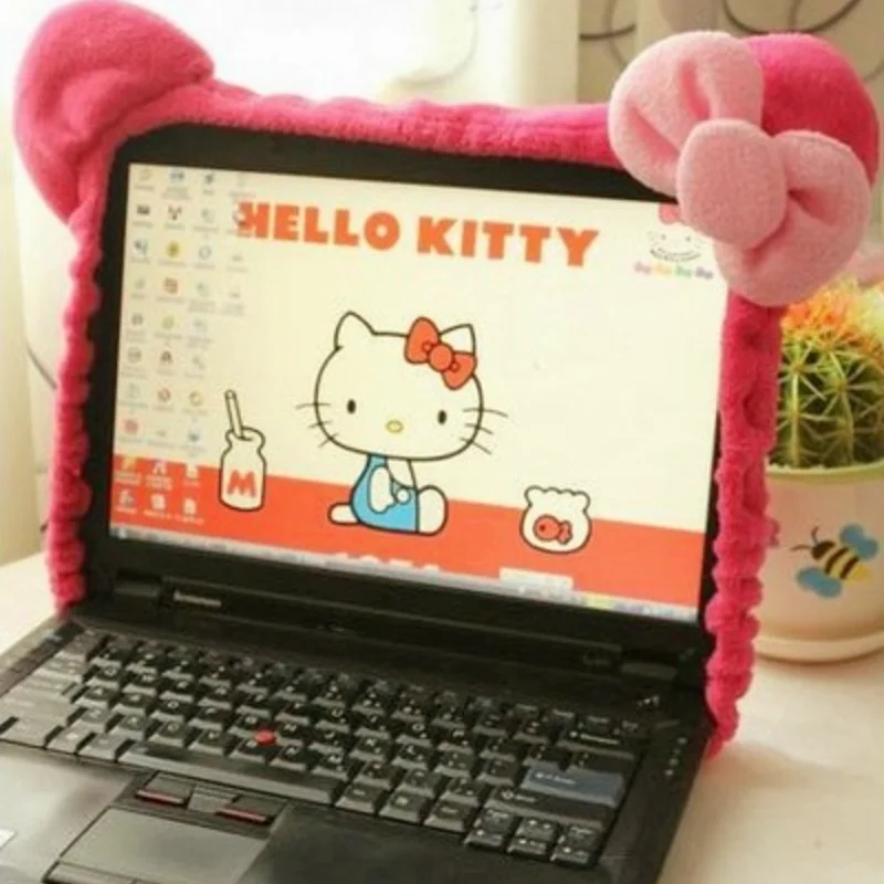 Розовый компьютер. Компьютер 30 лет назад. Ноутбук хэллоу китти. Компьютер с хеллоу китти. Розовый компьютер.