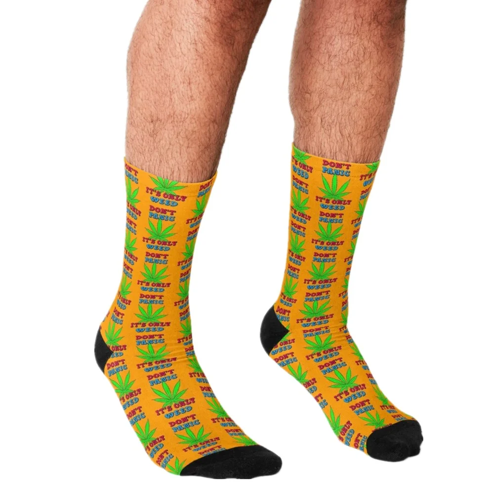

2021 Men Socks harajuku A Friend With Weed Printed personality Happy hip hop Novelty Skateboard Crew Casual Crazy Funny Socks