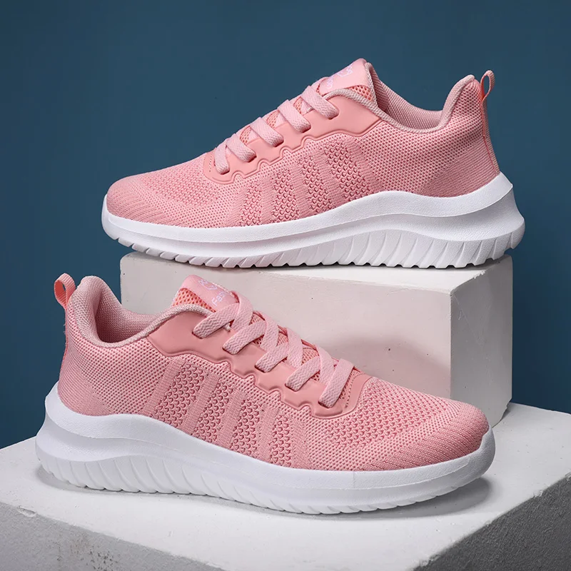 Женская спортивная обувь для женщин роскошные модные женские кроссовки на весну