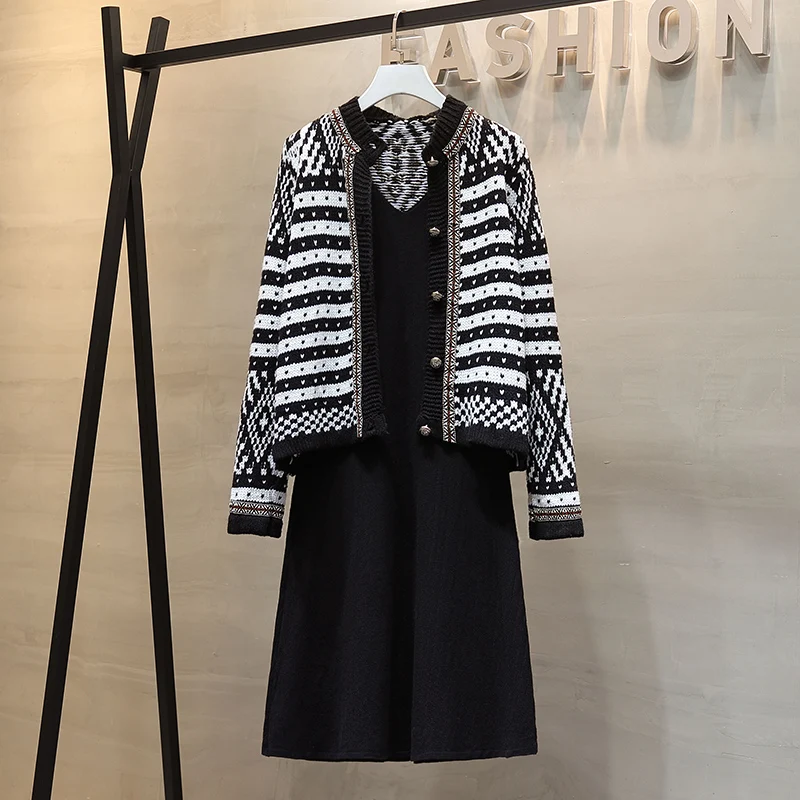 

Женский трикотажный костюм, комплект из 2 предметов, 2021 + платье на бретелях без рукавов, куртка с v-образным воротником, 4XL, Осенний