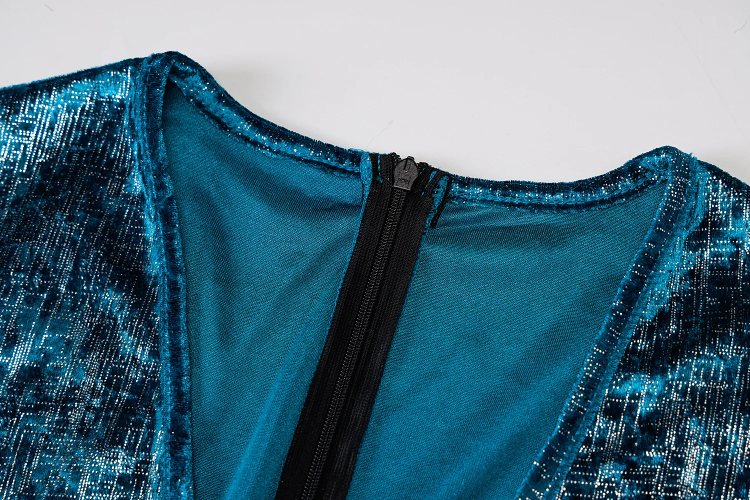 

Glitter Blue Color Jumpsuit Woman Long Sleeve V Neck Night Club Party Bodycon Rompers One Piece Overalls 2020 Female Clothing