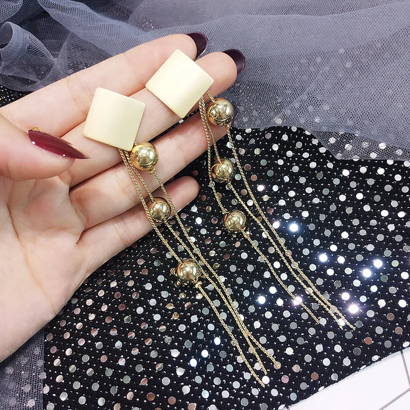 

Exaggerated bead tassel earrings new fashion temperament fashion female earrings net red personality earrings