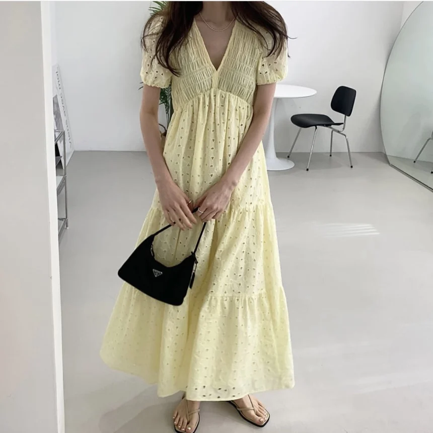

Women Dress 2021 Summer Korean Chic Retro Deep V-Neck Design Hollow Wrinkles Thin High-Waisted Large-Length Vestidos