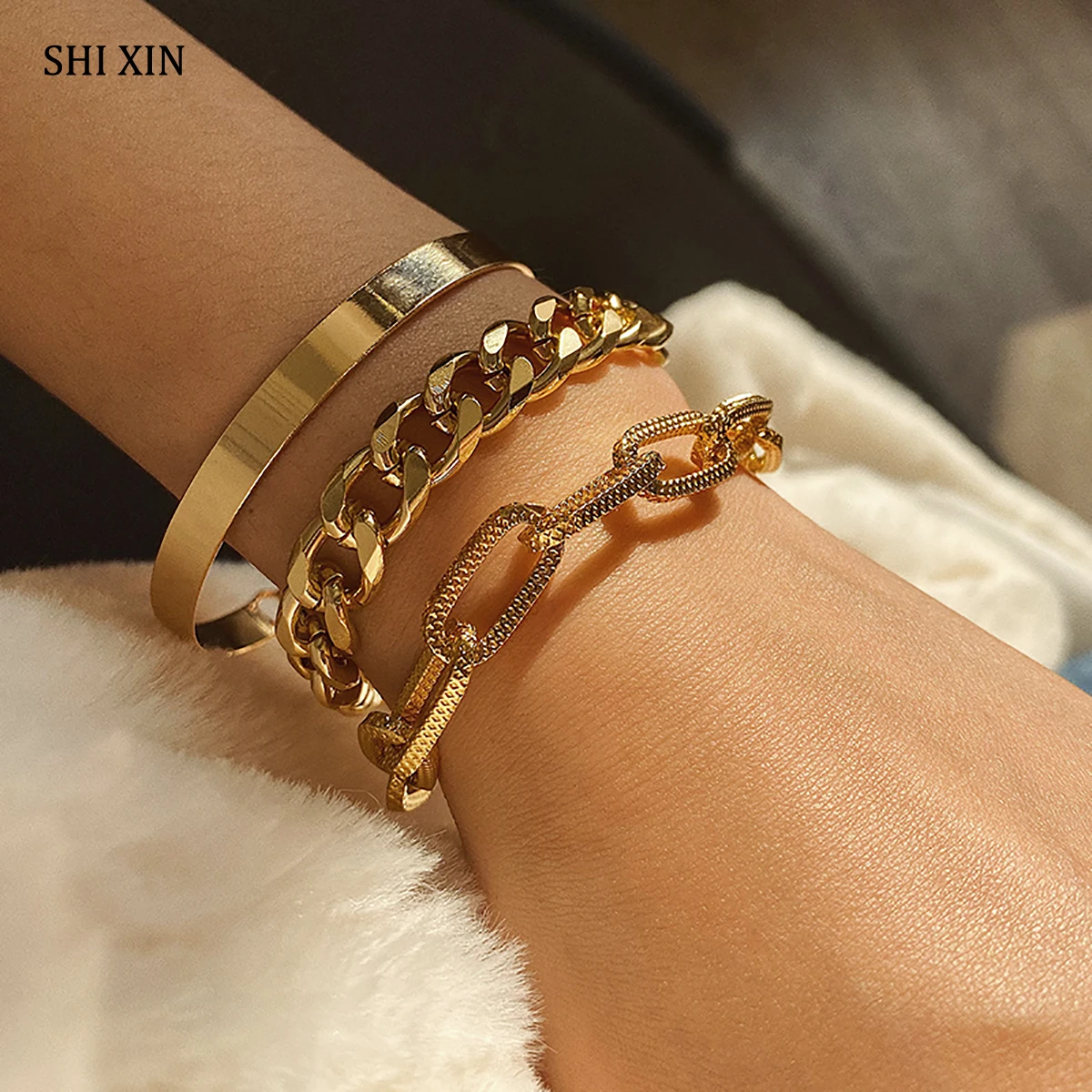 

SHIXIN 3 Pcs Punk Thick Cuban Chains Bracelets Bangles for Women Miami Curb Charm Bracelets Set 2021 Fashion Hand Chains Jewelry