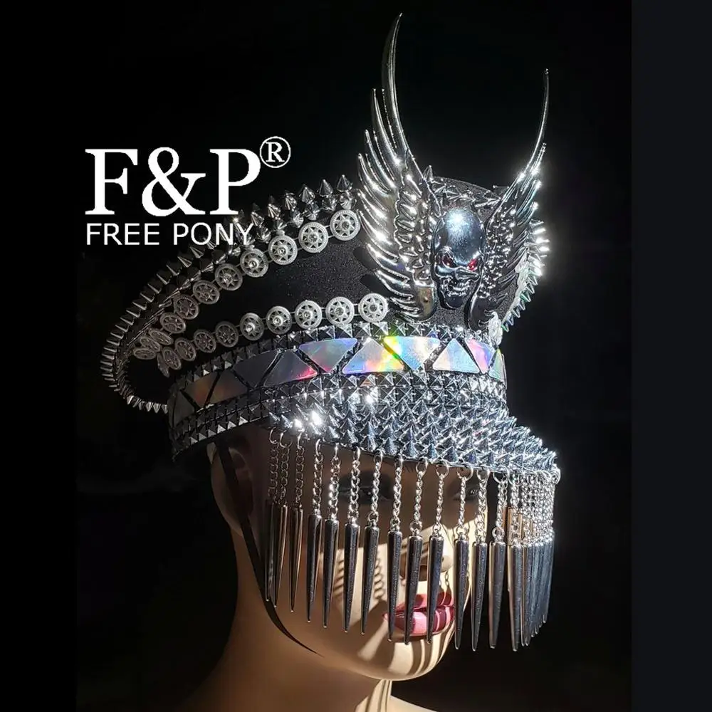 Яркий Человек фестиваль капитан шляпа офицера военные капитаны рейва танцор