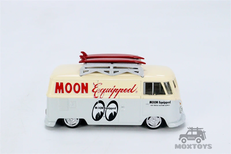 Tarmac Works x Schuco 1:64 VW Tipo II T1 Panel Van Mooneyes con RoofRack y tabla de surf modelo de coche fundido a presi&oacute;n-4