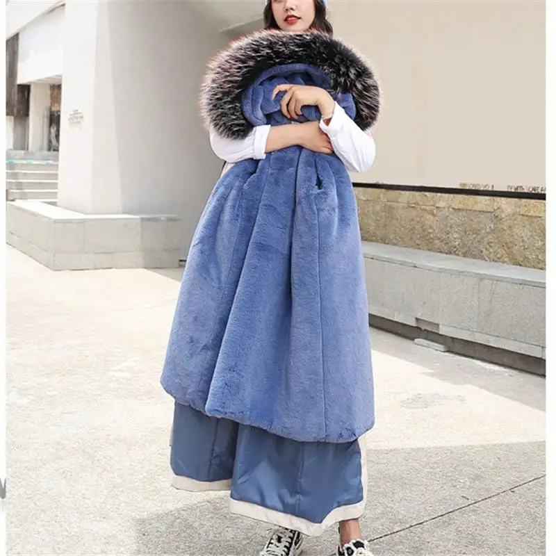 Женская длинная парка большого размера с меховым воротником и капюшоном