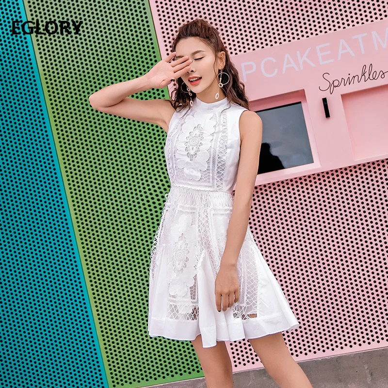 Slim Fit & Flare Dress 2020 Summer Sexy Club Ladies Hollow Out Embroidery Sexy Backless Sleeveless Casual White Black Dress Mini