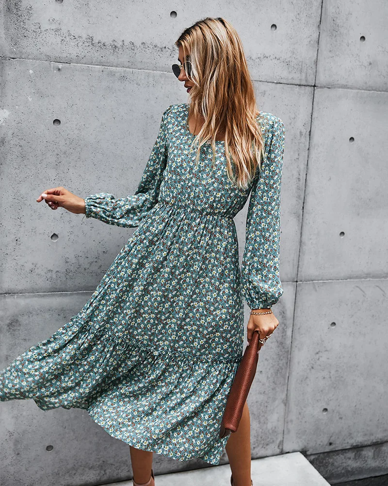 

Designer Model Women's Clothing plus size dress