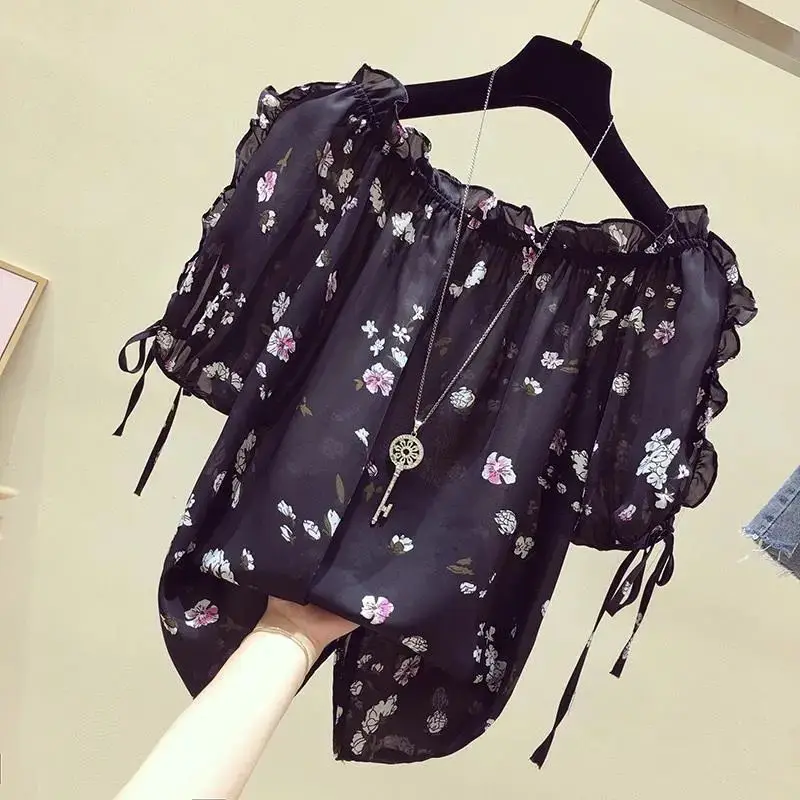 One-shoulder blouse women's short-sleeved summer 2021 new Korean version of loose and sweet leaky shoulder floral chiffon shirt