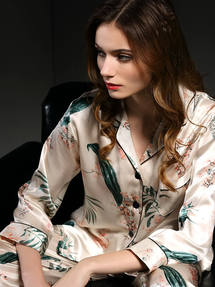 Пижама женская из шелка тутового шелкопряда с длинным рукавом и