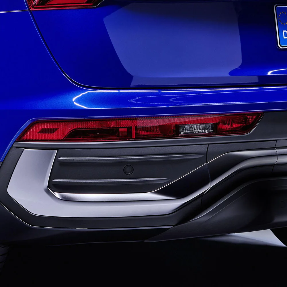 

Bumper Tail Light Assembly Rear Lower Tail Lamp Assy for Audi Q5 2017-2020