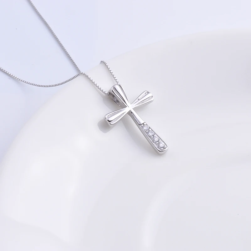 Женское ожерелье из серебра 925 пробы с фианитами | Украшения и аксессуары