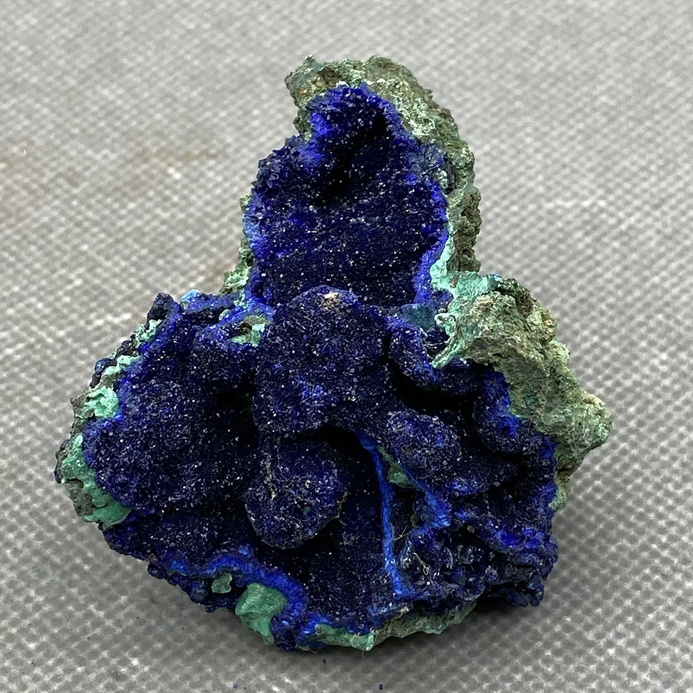 

Natural azurite mineral cristal espÃ©cime da provÃ­ncia de anhui, china