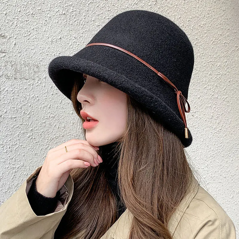 

About 2022 Japanese Wool Hat Hat Ms Joker French Hepburn FengRi Restoring Ancient Ways Is Khaki Fisherman Hat Luxury Cashmere Ha