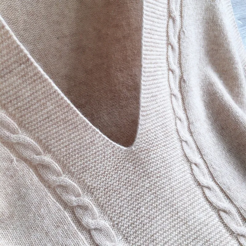 2021 New 100%Pure Wool Cashmere Vest Women V-Neck Thick Sleeveless Wild Sweater Autumn Large Size Waistcoat Knit Pullover |
