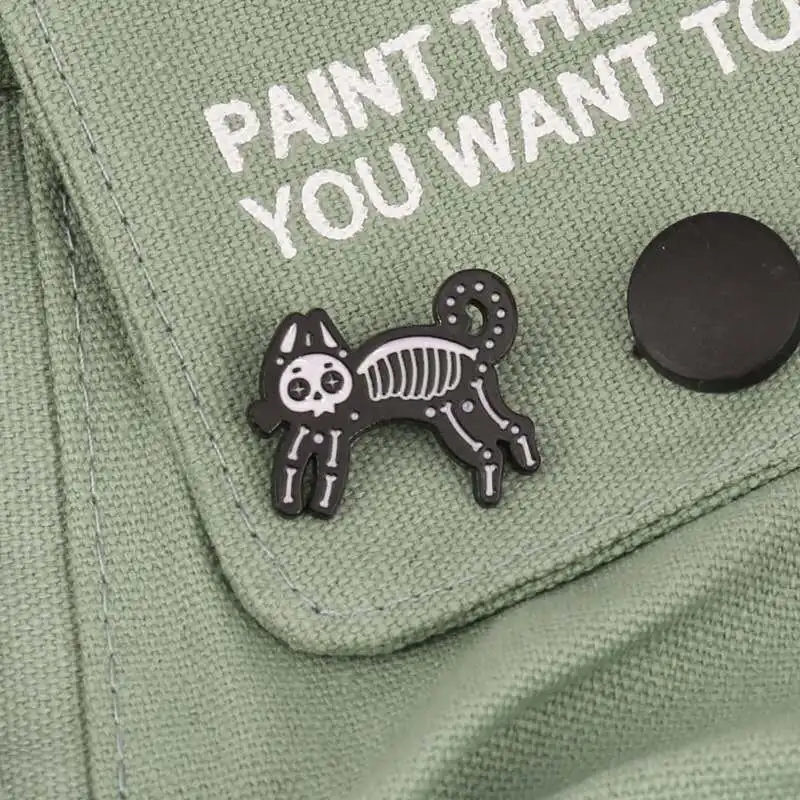 Мужская и женская рубашка в стиле ретро с изображением черепа рентгена |