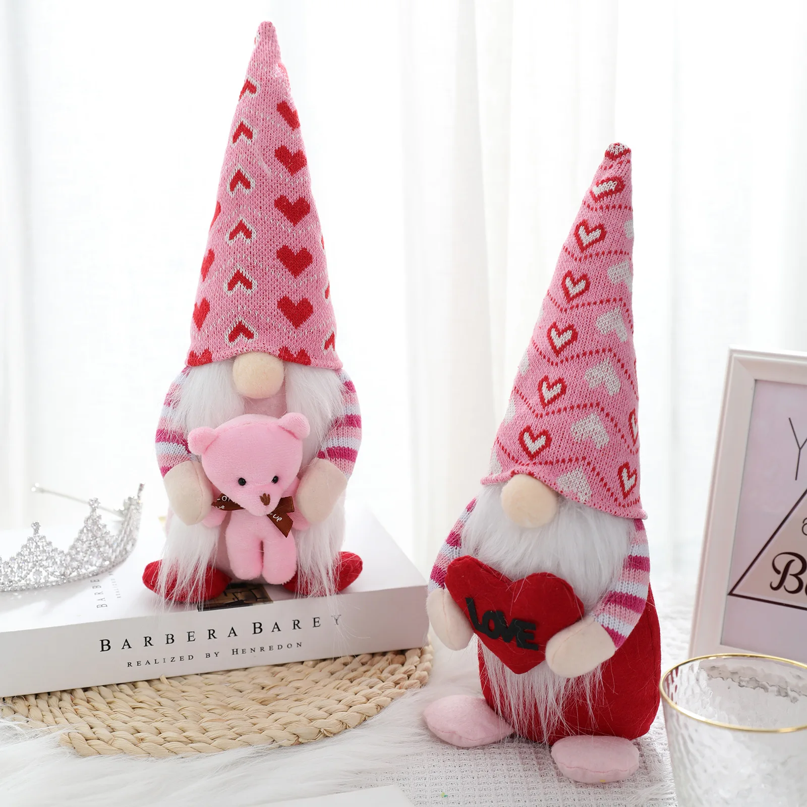 

Valentine's Day Faceless Doll Table Ornament Nordic Gnome Doll Wedding for Home Decoration Valentines Day Gnome Gifts Toys
