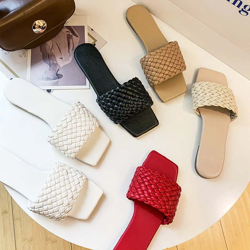 

Women Temperament Slippers Braided Design Charm Open-toe Set Foot 2021 Vacation Beach Flat Sandals Casual Flip Flops Women Shoes
