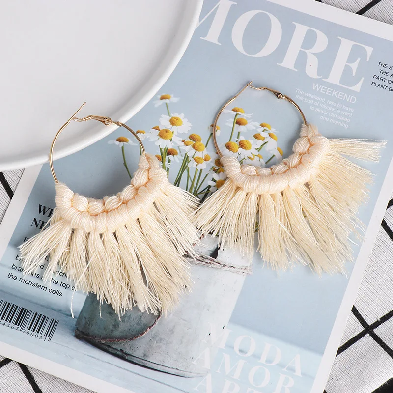 Богемные Винтажные белые оранжевые длинные серьги с кисточками модные украшения