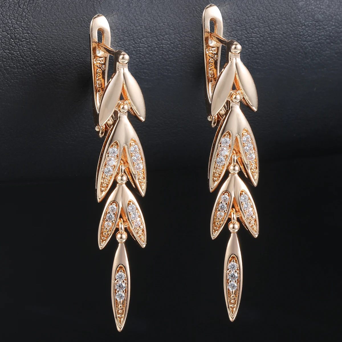 Женские Висячие серьги с длинными листочками и застежкой из розового золота