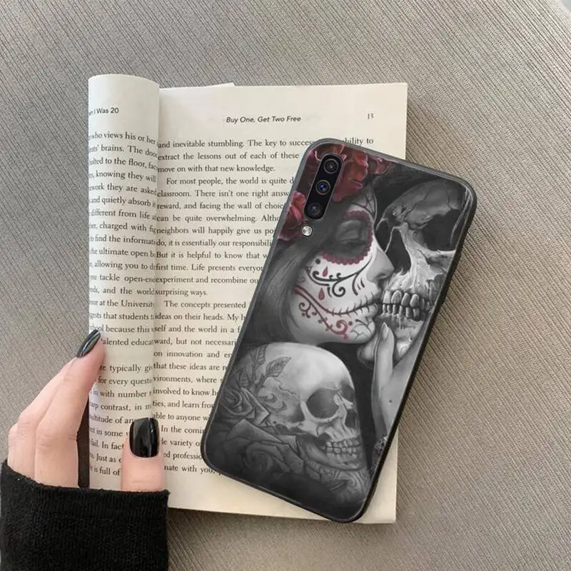 

Skull tattoo art girl horror gun Phone Case For Samsung galaxy S 7 8 9 10 20 edge A 6 10 20 30 50 51 70 note 10 plus