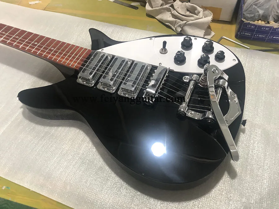 Высококачественная электрическая гитара 325 черная краска матовая панель из