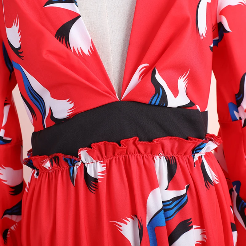 Женское плиссированное платье макси красное праздничное с длинным