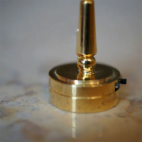 Беспроводная светодиодная электронная Изысканная напольная лампа в масштабе 1/12