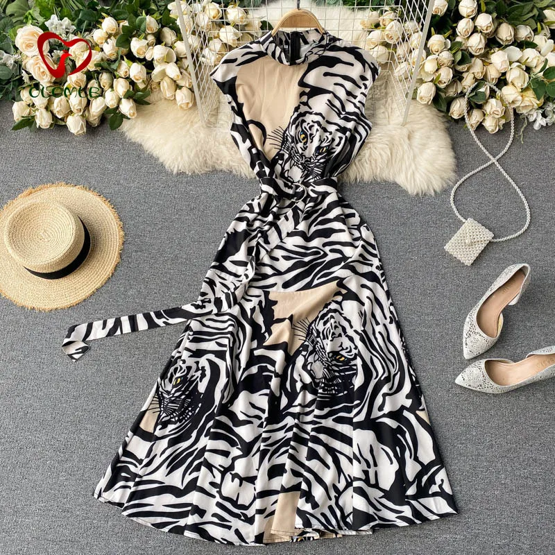 

Spring 2021 European and American Style Printed Fashionable Formal Dress Goddess Show Temperament Crew Neck Slim Dress