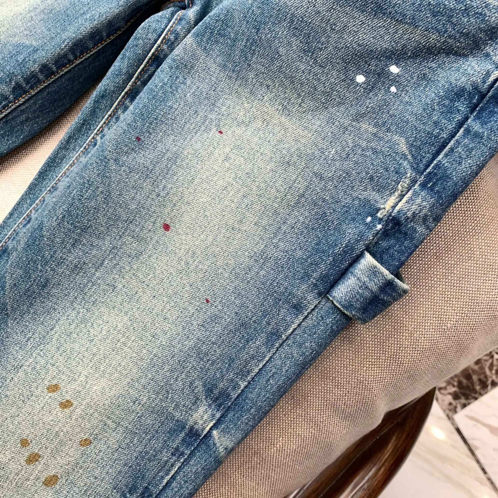 

Distressed Oil Stain Printed Pocket Washed Women's Cropped Jeans