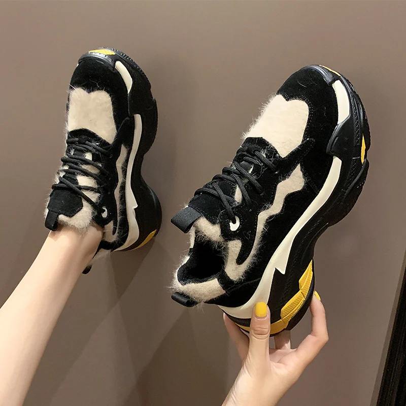 

2019 new autumn and winter Harajuku style plus velvet casual shoes fashion Korean students thick-soled women's shoes