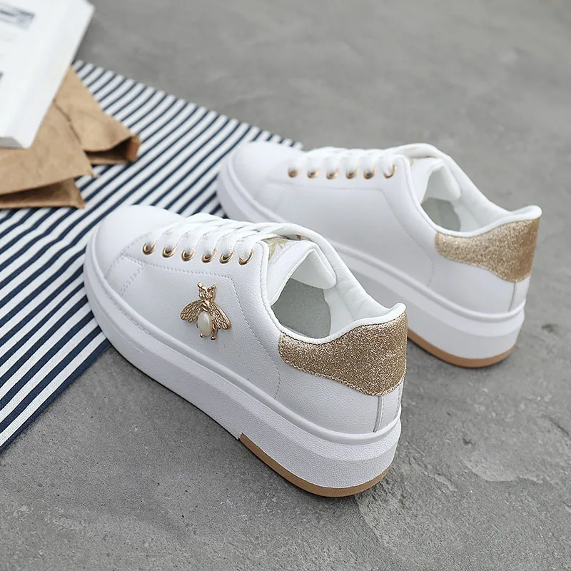 

Women Casual Shoes 2018 New Women Sneakers Fashion Breathable PU Leather Platform White Women Shoes Soft Footwears Rhinestone