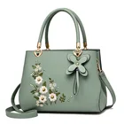 Женская сумка, женская кожаная сумка, сумка через плечо, женская сумка с цветочной вышивкой и заклепками, женская модная весенняя сумка