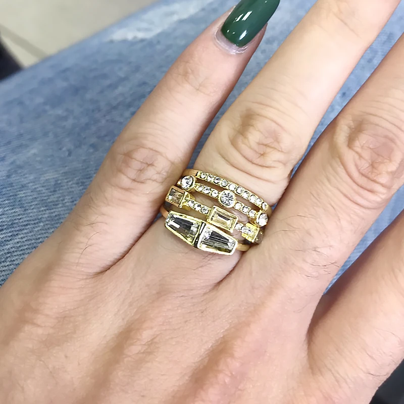 

Hot Sale 4 Pieces/Set Of Geometric Golden Combination Round Zircon Ring set For Ladies Engagement Party Wedding Ring Jewelry