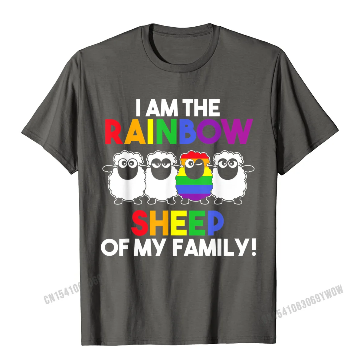 Мужская футболка с надписью I Am The Rainbow Sheep Of My Family | одежда
