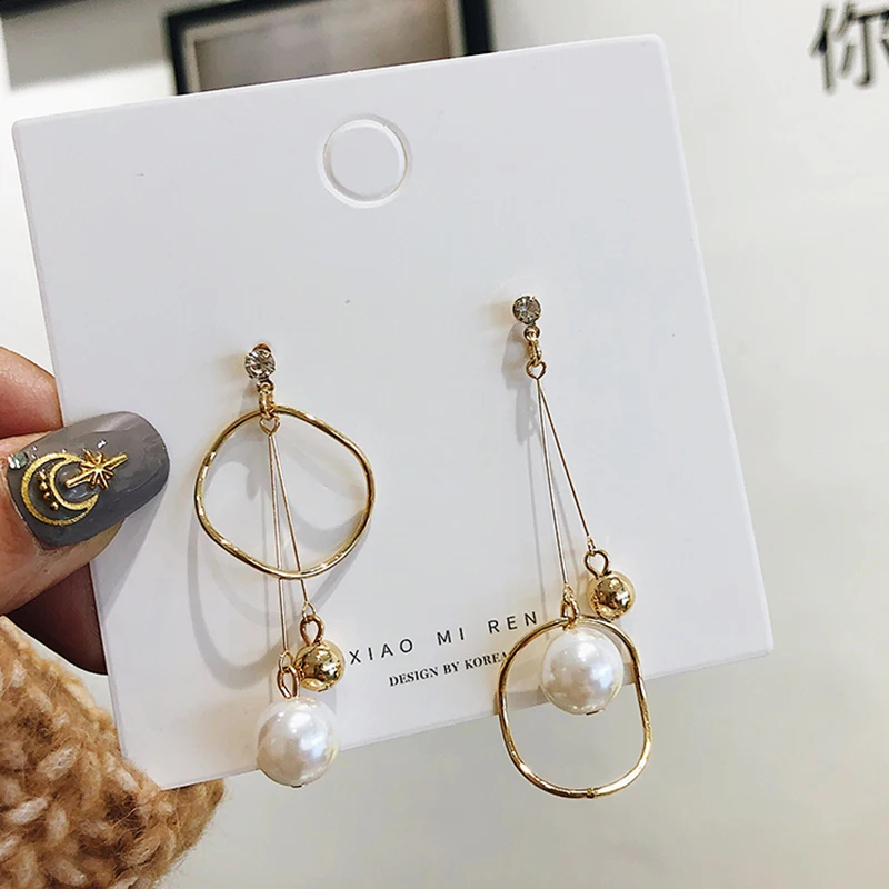 2020 Japan Korea New Metal Irregular Circle Simulated Pearl Asymmetric Earrings For Women Fashion Long Pendientes