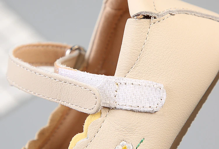Newborn Baby Girls Shoes Infant Toddler Flat Soft Footwear Flower Embroidery First Walker Moccasins Solid color SSW020