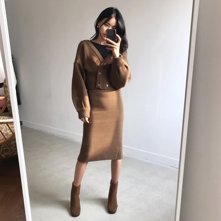 Two Pieces Loose warm winter Women Sweaters Skirts Solid puff Sleeve Female Woman Knitted girls Sweater Tops Mi-long Skirt |