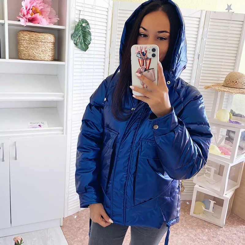 Зимние женские короткие парки куртки повседневные утепленные с капюшоном пальто